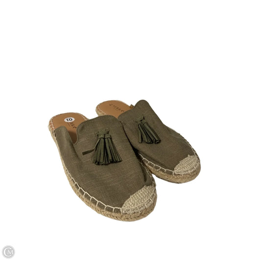 Shoes Flats By Serra In Green, Size: 10