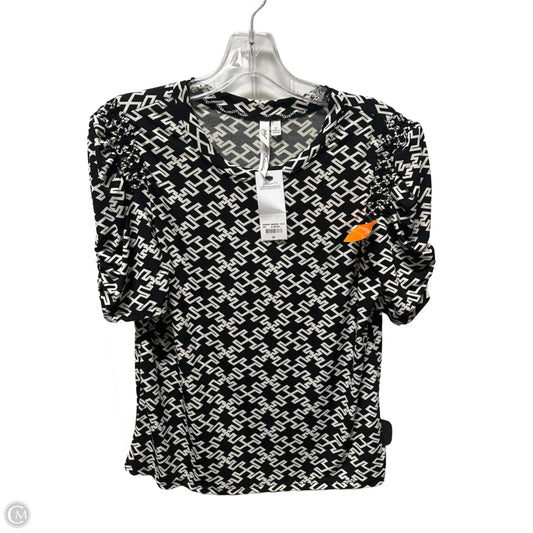 Top Short Sleeve By Clothes Mentor In Black, Size: M