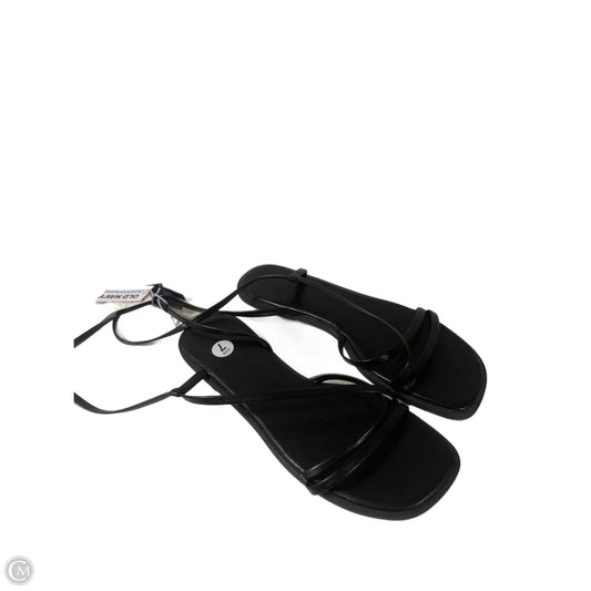 Sandals Flats By Old Navy In Black, Size: 7