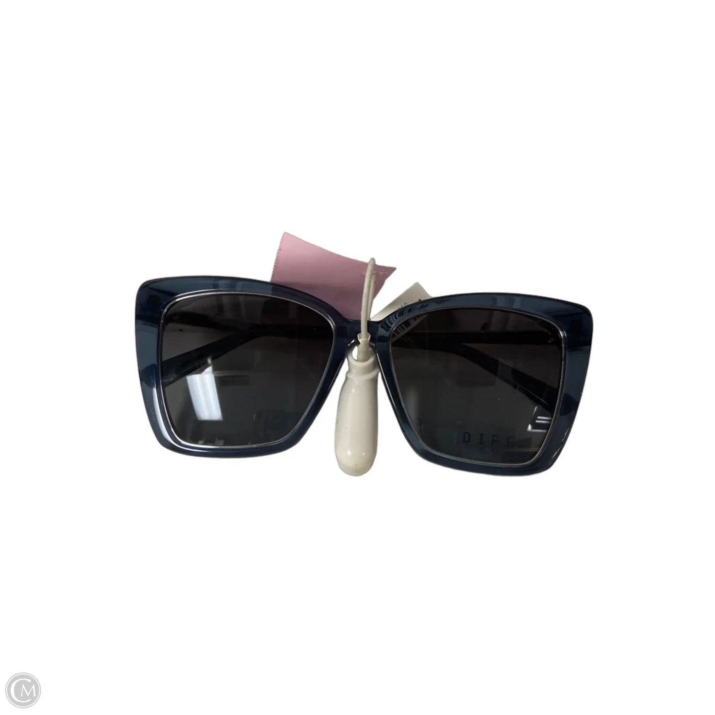 Sunglasses By Clothes Mentor, Size: