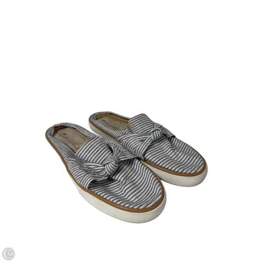 Shoes Flats By Clothes Mentor In Striped Pattern, Size: 9