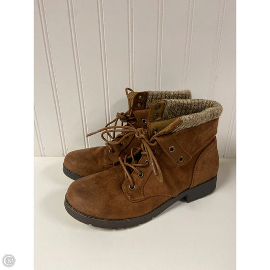 Boots Ankle Flats By Arizona In Brown, Size: 7