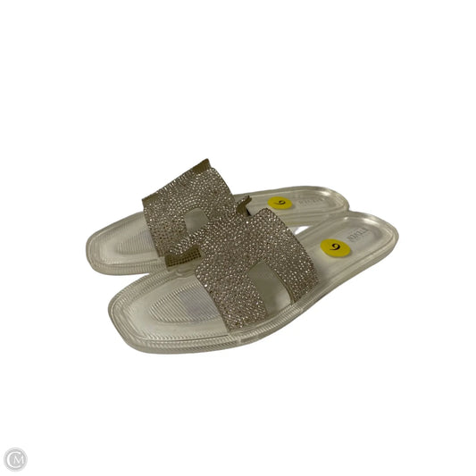 Sandals Flats By Clothes Mentor In Clear, Size: 9