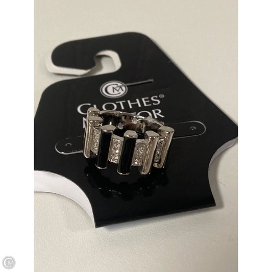Ring Band By Clothes Mentor, Size: 6.5