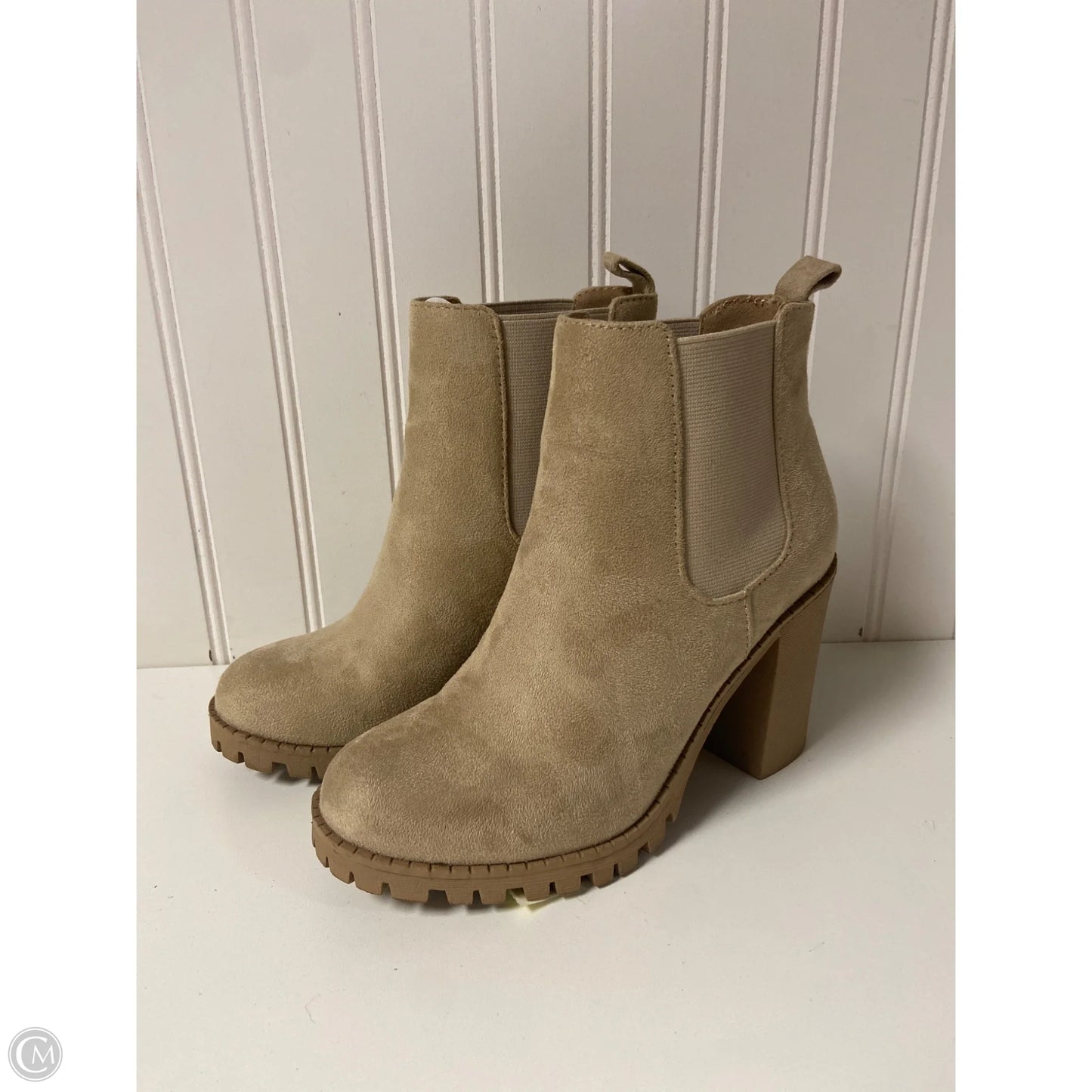 Boots Ankle Heels By Clothes Mentor In Brown, Size: 6.5