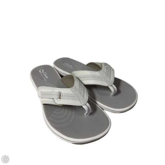 Sandals Flip Flops By Clarks In Grey, Size: 9