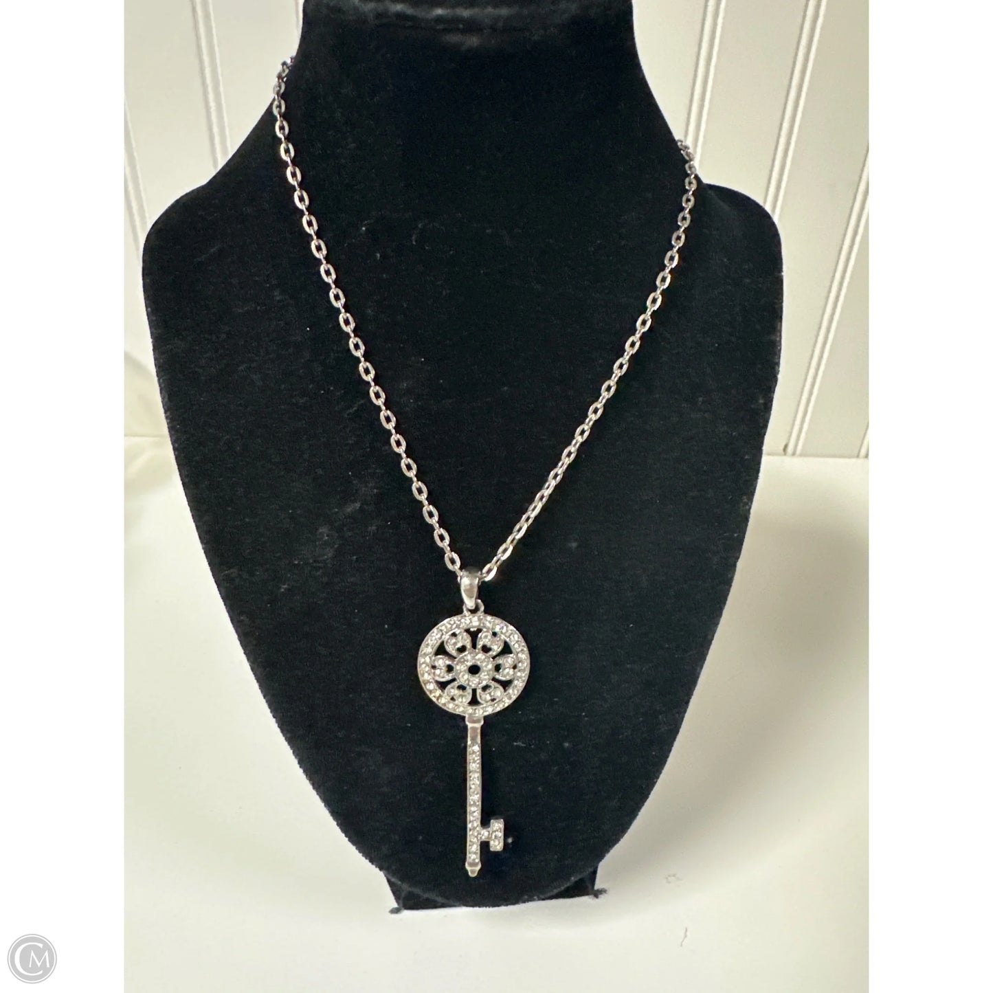 Necklace Pendant By Clothes Mentor