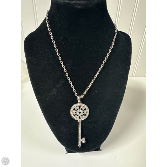Necklace Pendant By Clothes Mentor