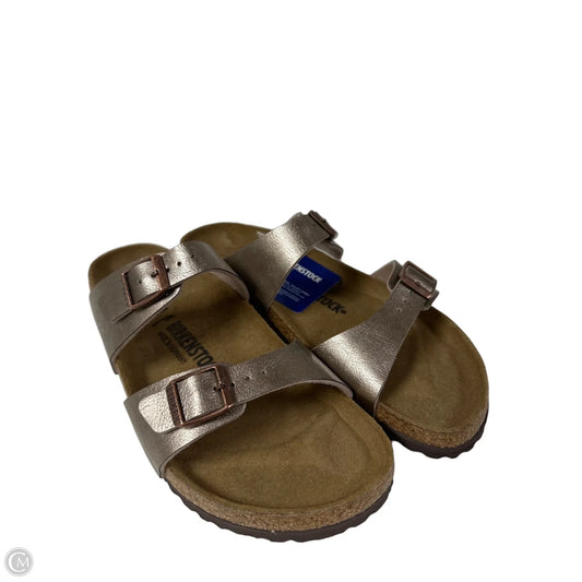 Sandals Flats By Birkenstock In Cream, Size: 8