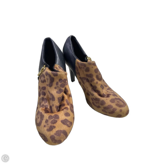 Boots Ankle Heels By Clothes Mentor In Animal Print, Size: 8