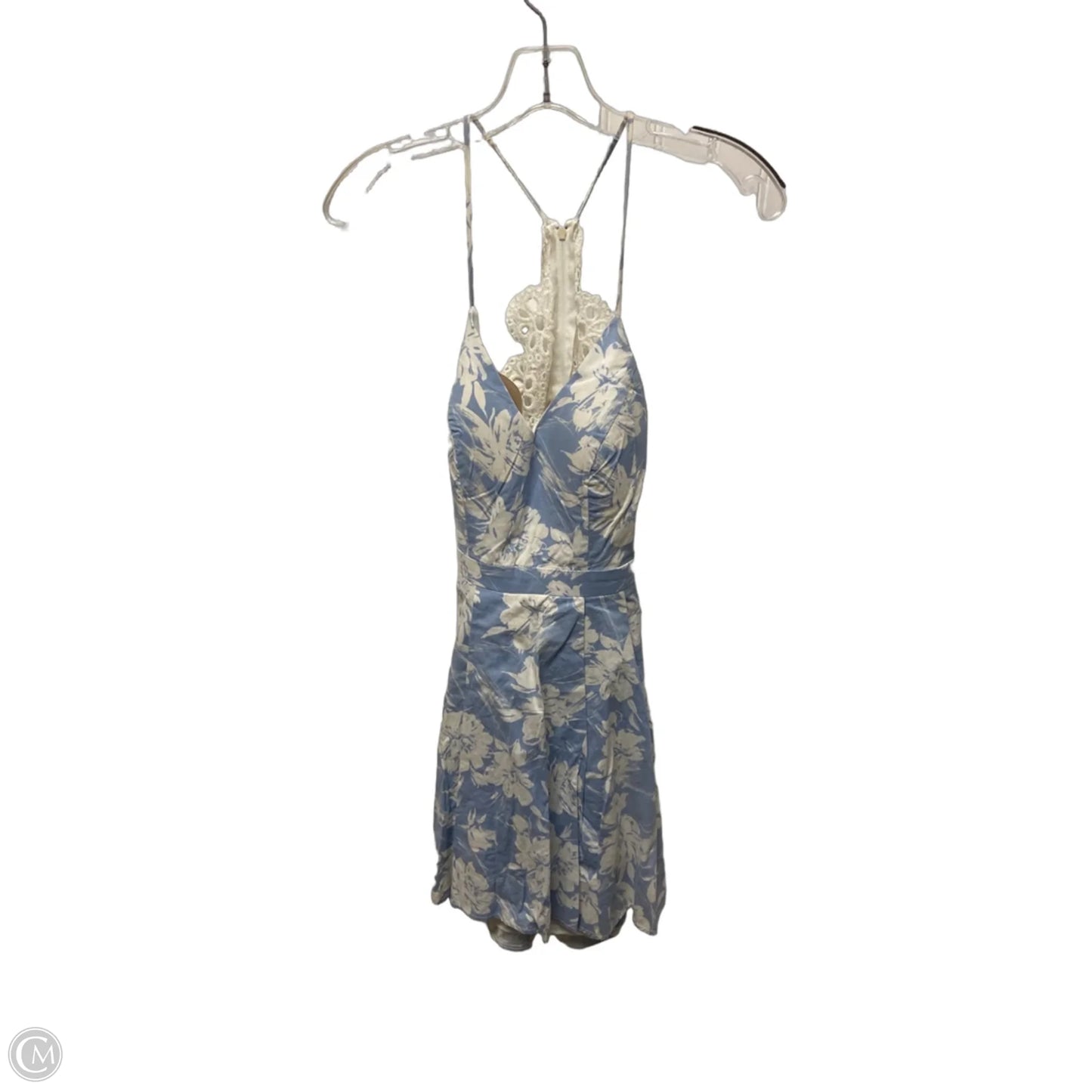 Dress Casual Short By Clothes Mentor In Blue & White, Size: S