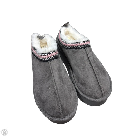 Shoes Flats By Jessica Simpson In Grey, Size: 7