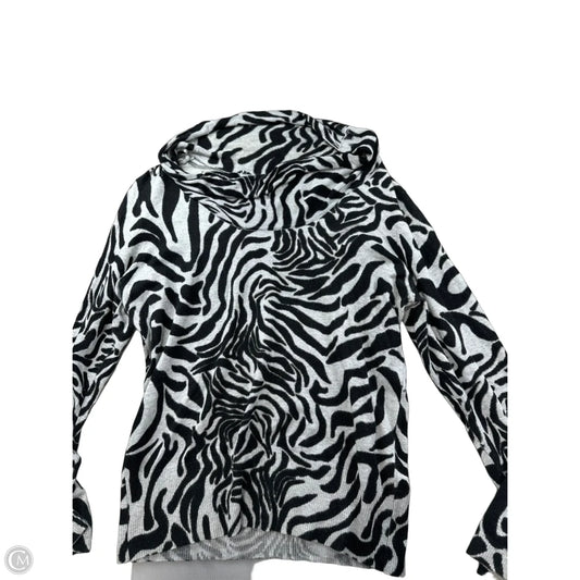Sweater By Chicos In Black & White, Size: Xl