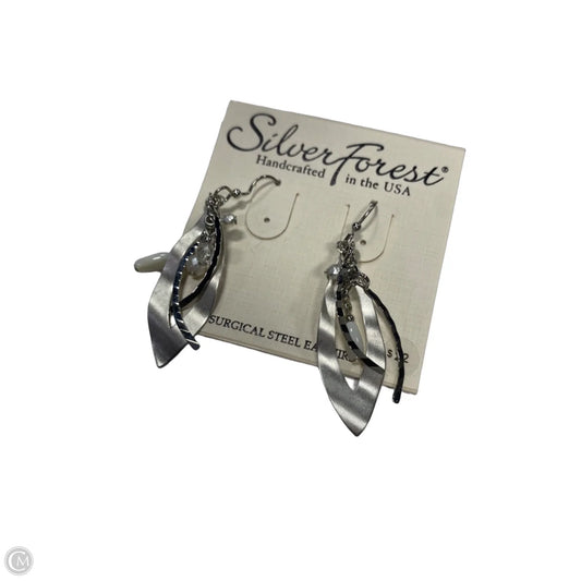 Earrings Dangle/drop By Clothes Mentor, Size: 1