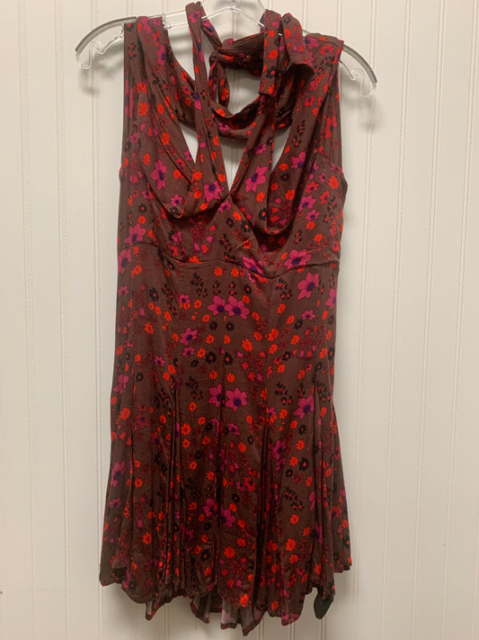Dress Casual Short By Free People  Size: M