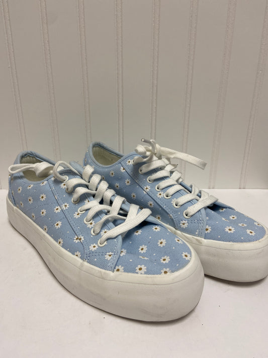 Shoes Sneakers By Clothes Mentor  Size: 8.5