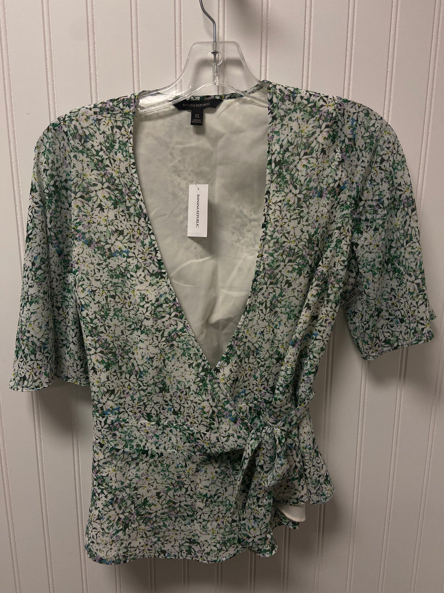 Green Top Short Sleeve Banana Republic, Size Xs