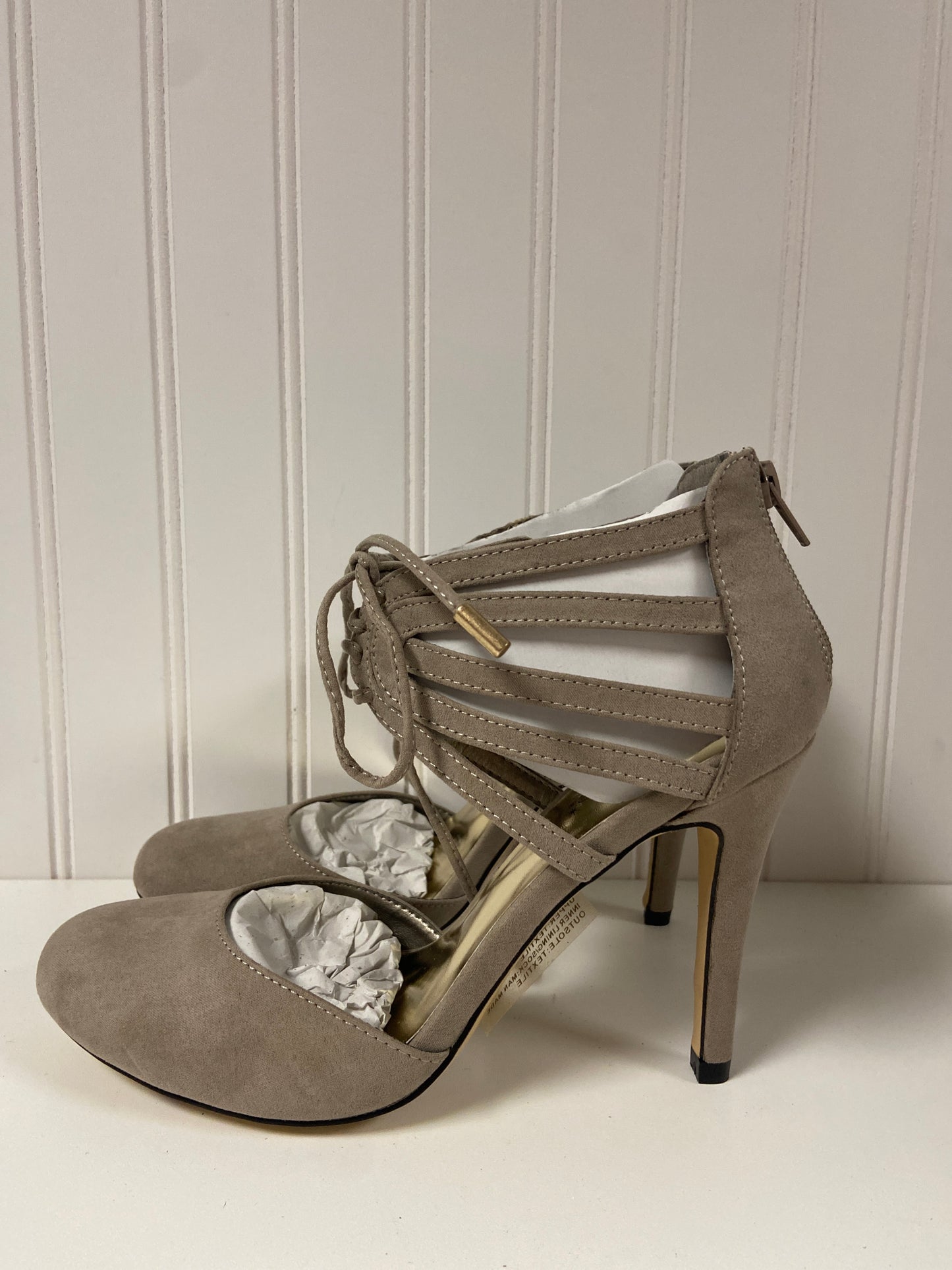 Taupe Shoes Heels Stiletto Shoedazzle, Size 9