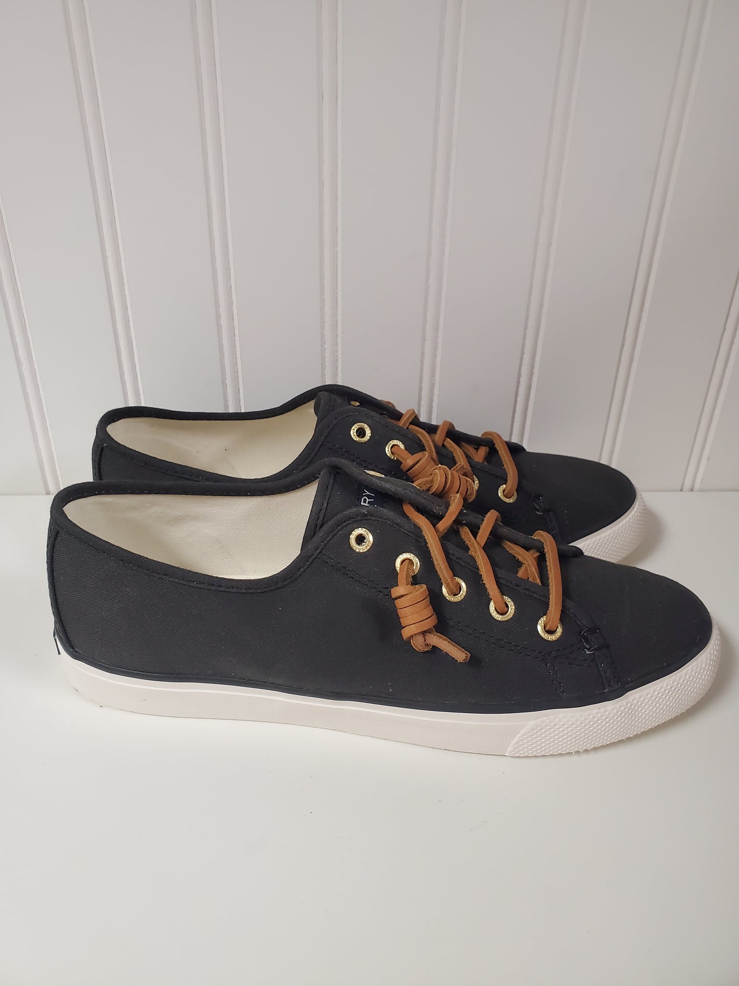 Shoes Sneakers By Sperry In Black, Size: 8