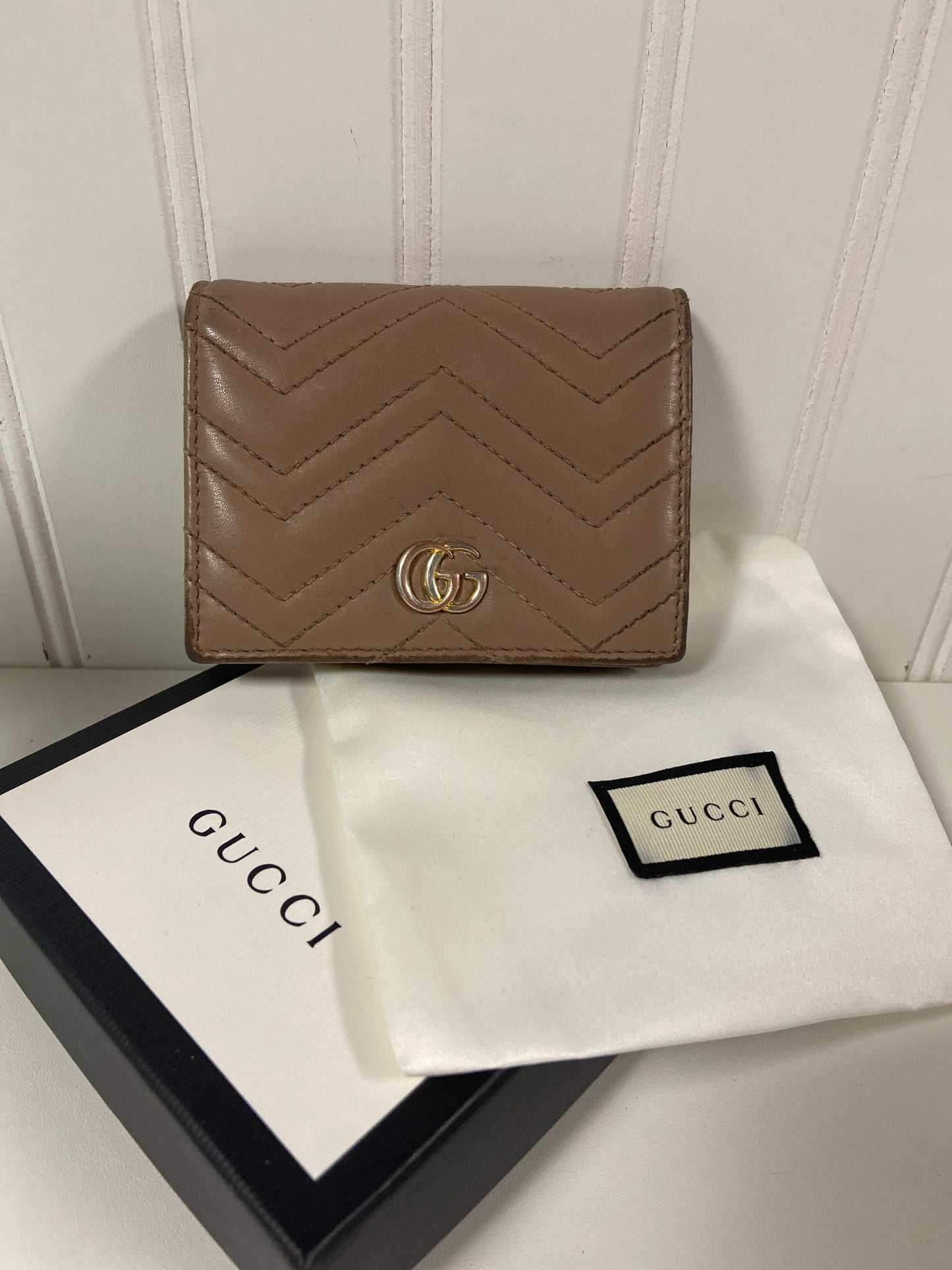 Wallet Luxury Designer By Gucci, Size: Small