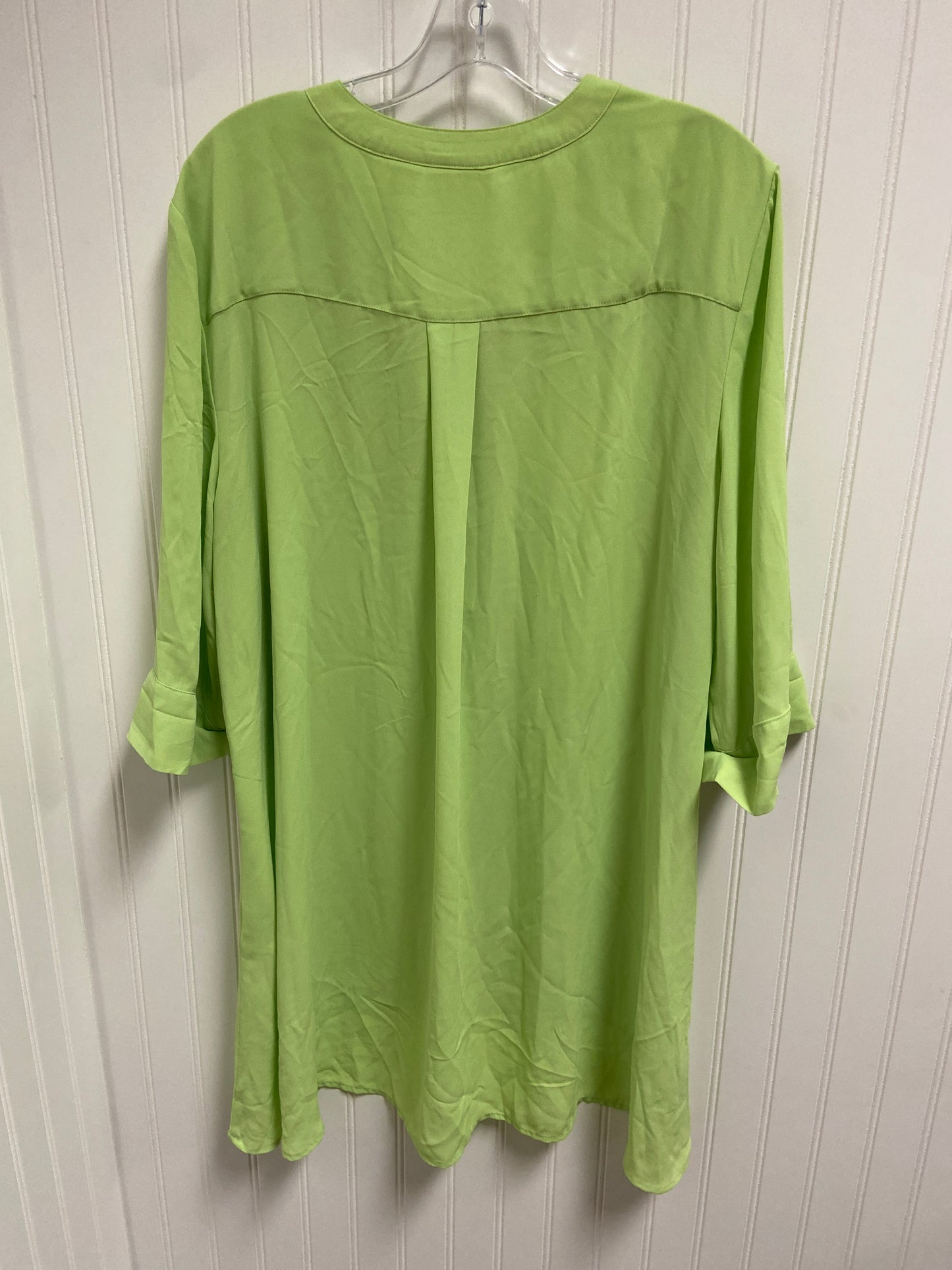 Top 3/4 Sleeve Basic By Chicos In Green, Size: Xl