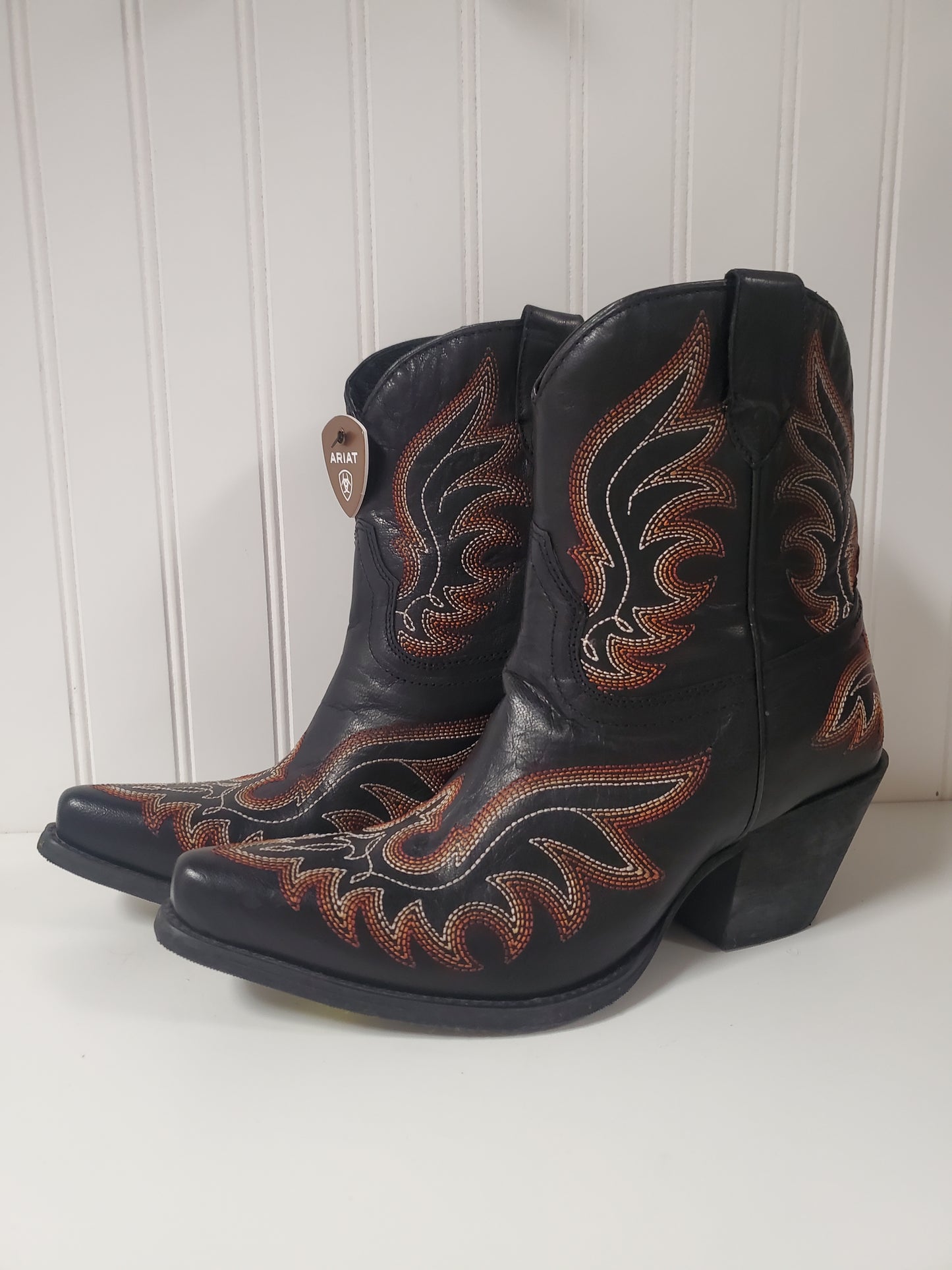 Boots Western By Ariat In Black, Size: 10