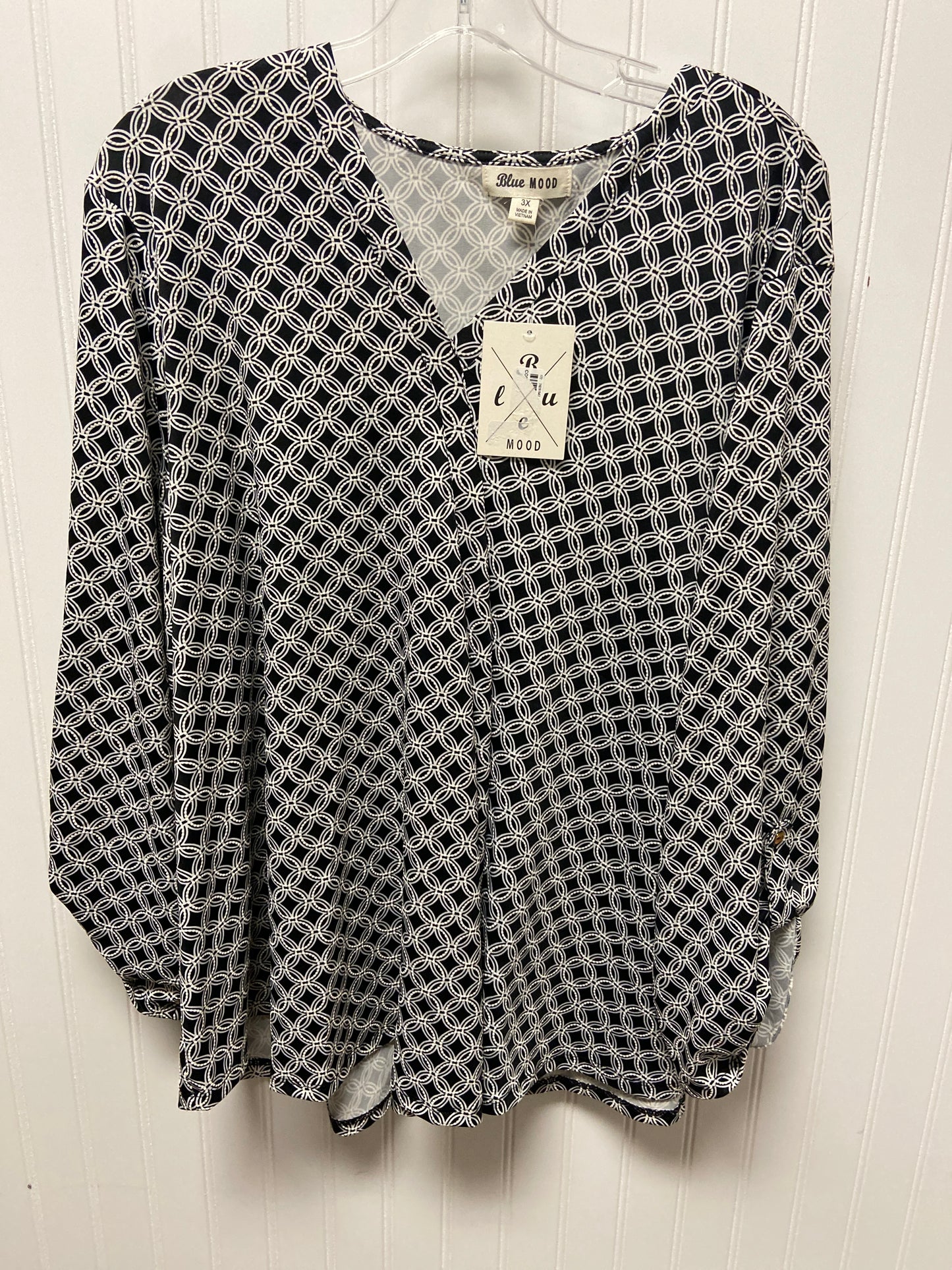 Top Long Sleeve By Clothes Mentor In Black & White, Size: 3x