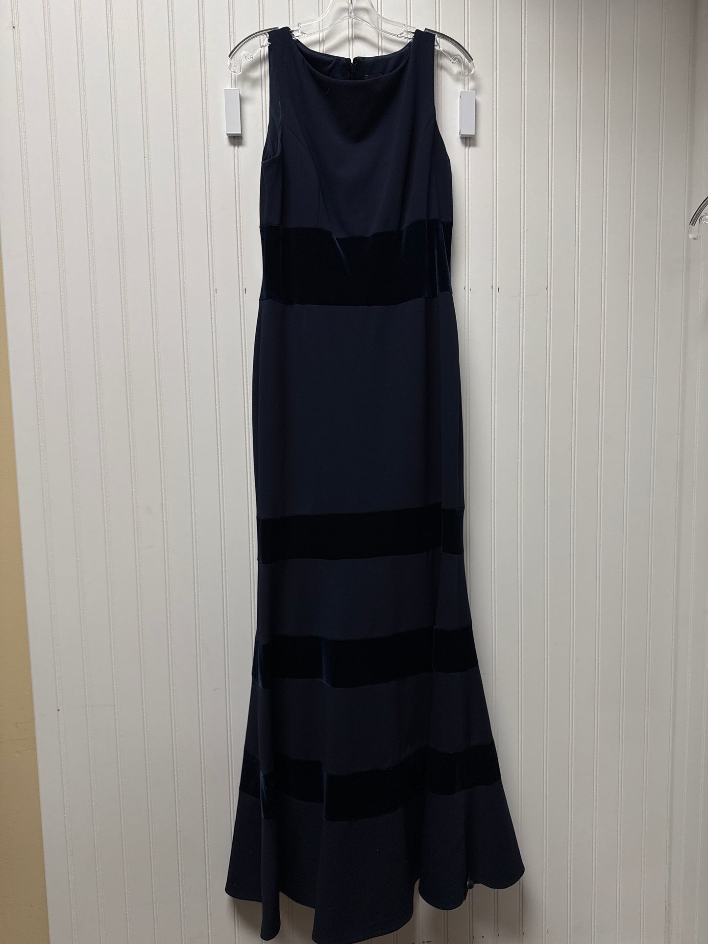 Dress Party Long By Vince Camuto In Navy, Size: M