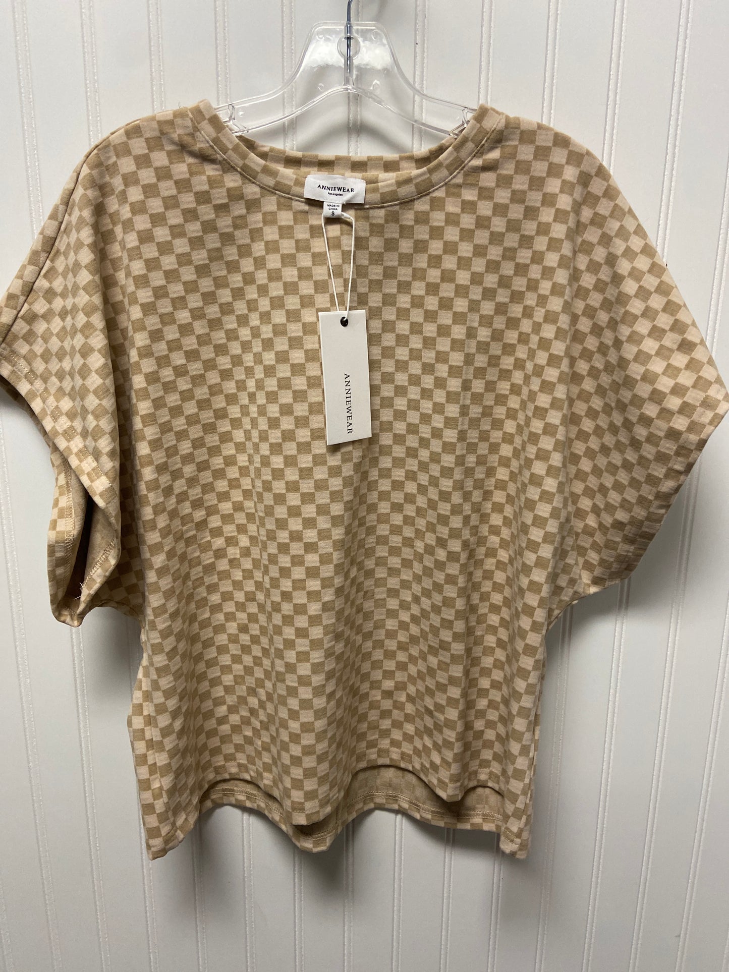 Top Short Sleeve Basic By Cmb In Beige, Size: S