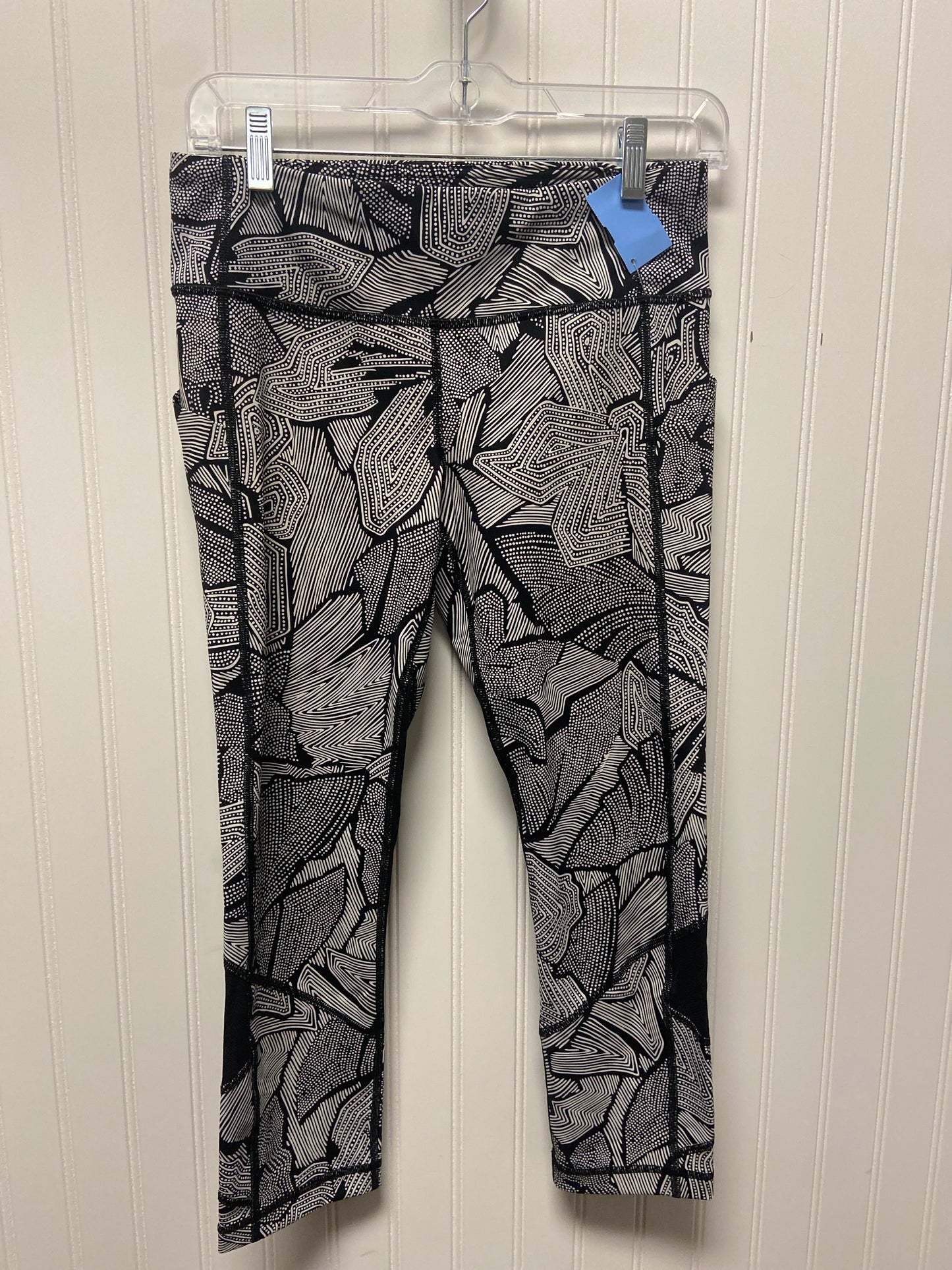 Athletic Leggings Capris By Lululemon In Black & White, Size: S