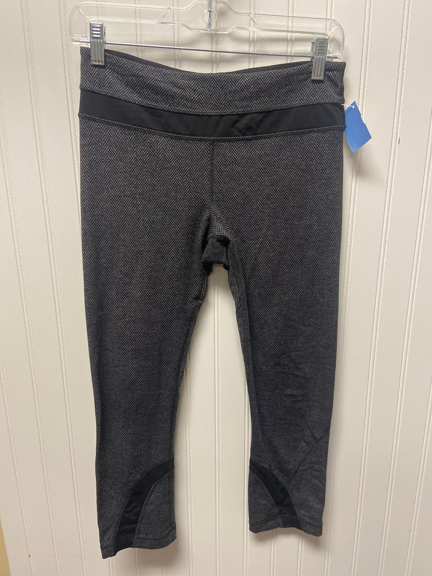 Athletic Leggings Capris By Lululemon In Grey, Size: S