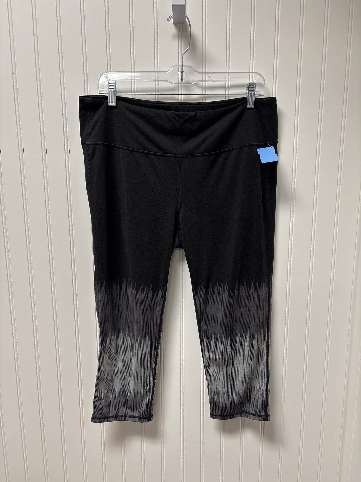 Athletic Leggings Capris By Athleta In Black & Grey, Size: Xl