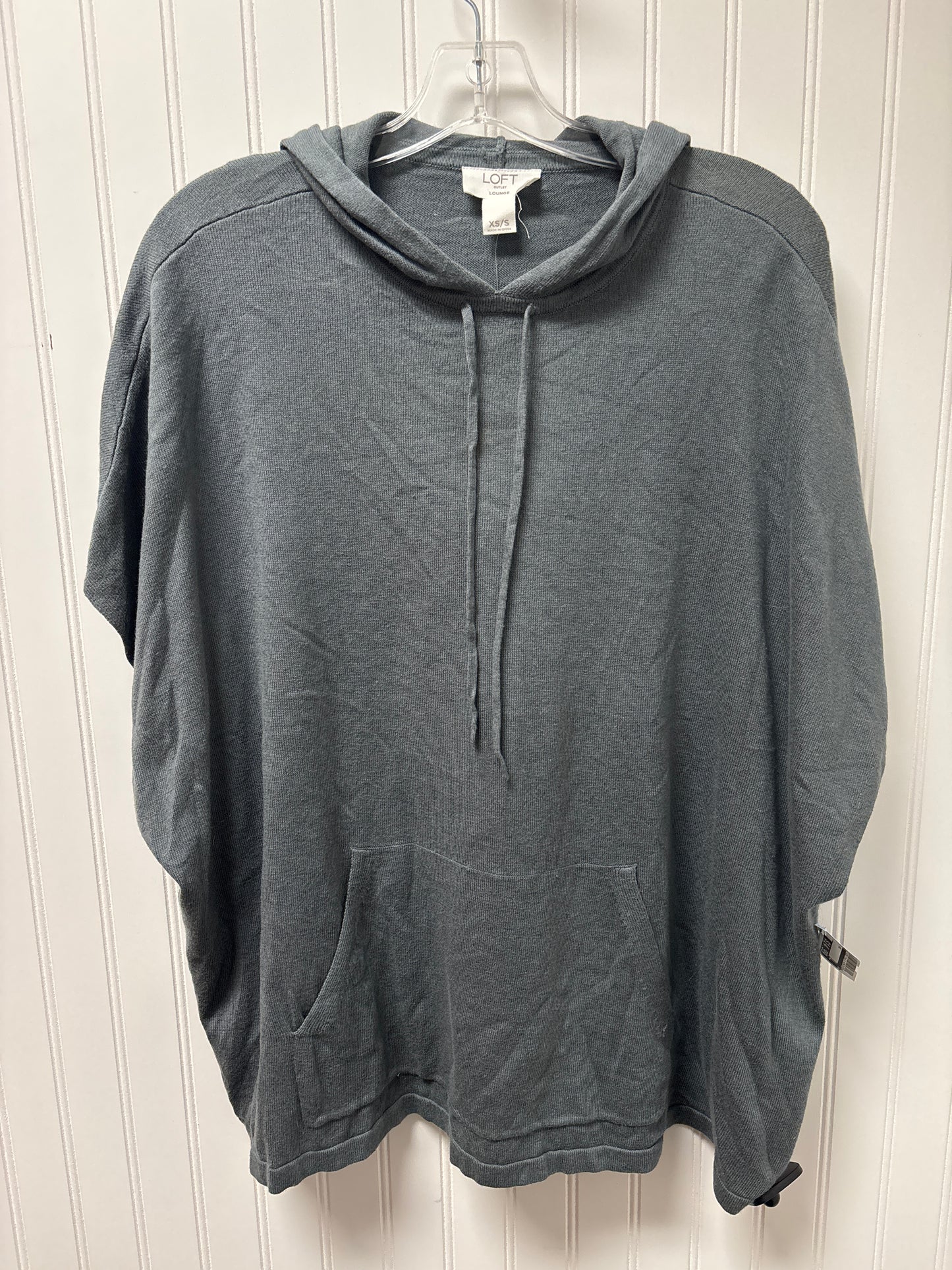 Sweater Short Sleeve By Loft In Grey, Size: Xs