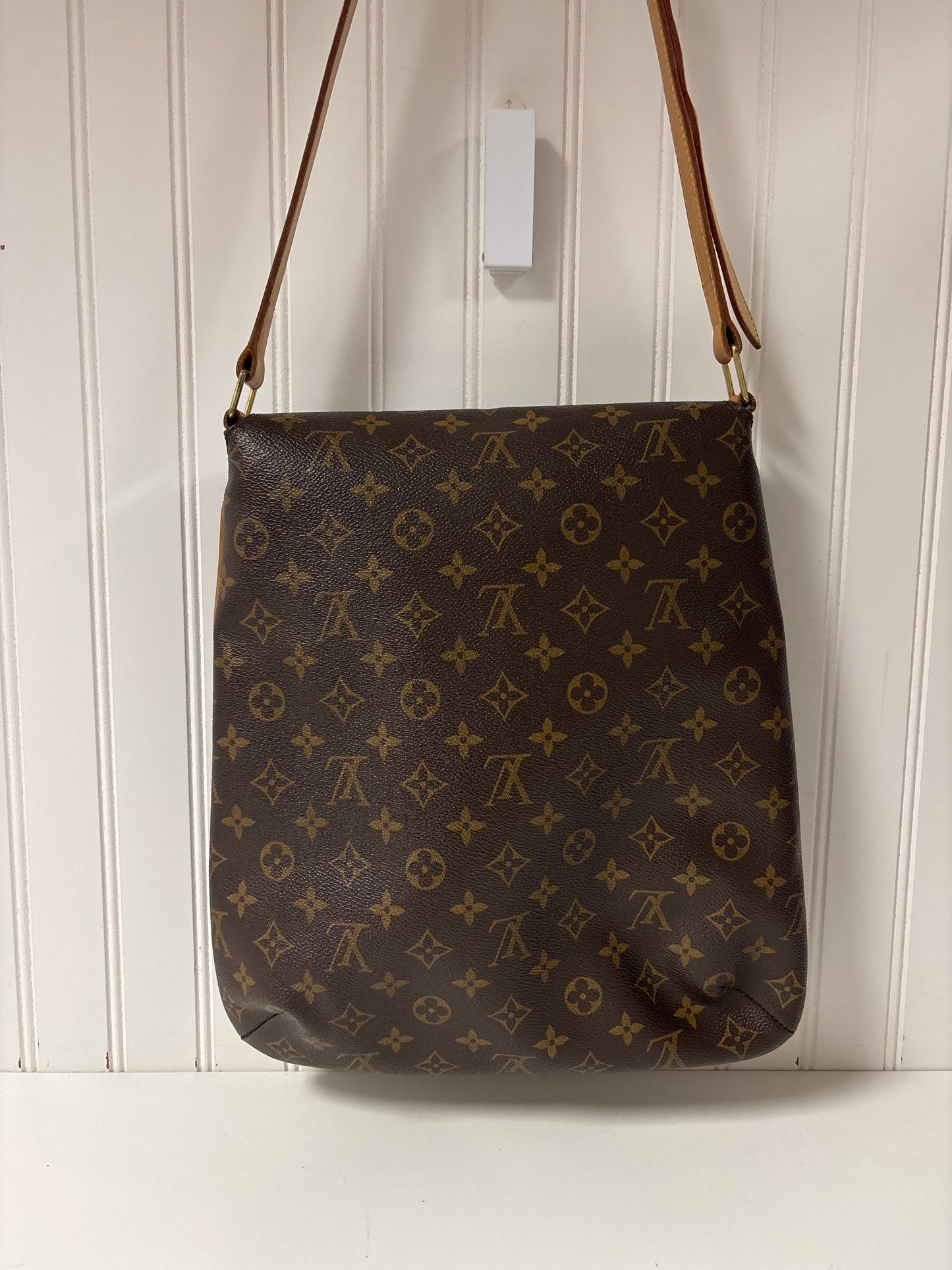 Crossbody Luxury Designer By Louis Vuitton, Size: Large