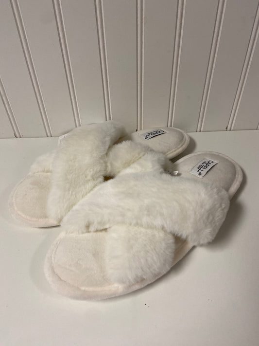 Slippers By Capelli In White