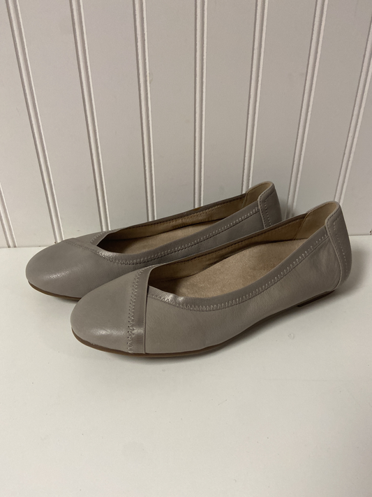 Shoes Flats By Vionic  Size: 6