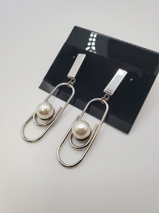 Earrings Dangle/drop By Clothes Mentor, Size: 1