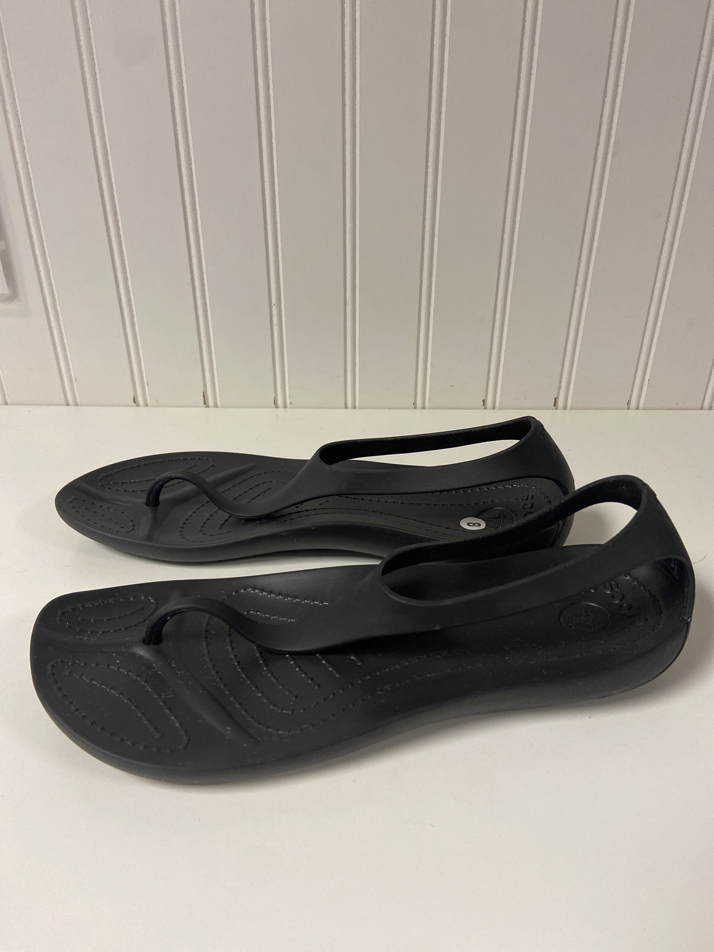 Sandals Flats By Crocs  Size: 8