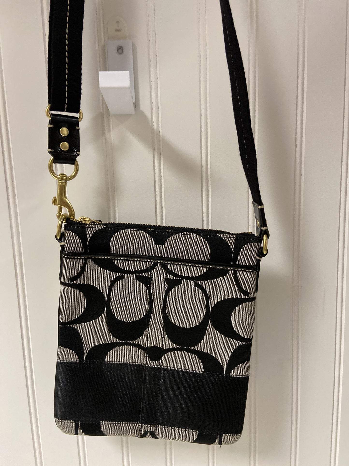 Crossbody Designer By Coach  Size: Small