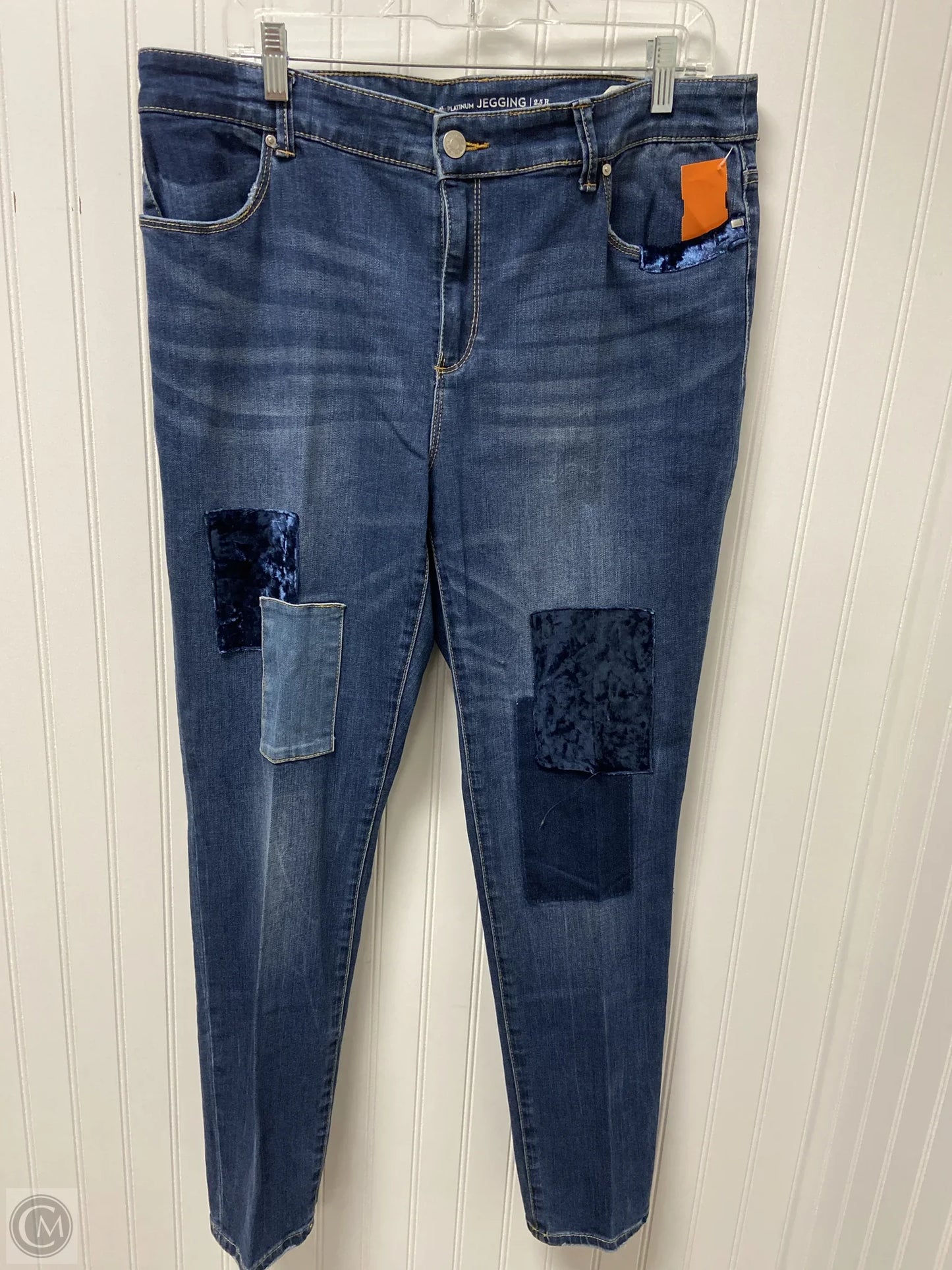 Jeans Straight By Chicos In Blue Denim, Size: 14