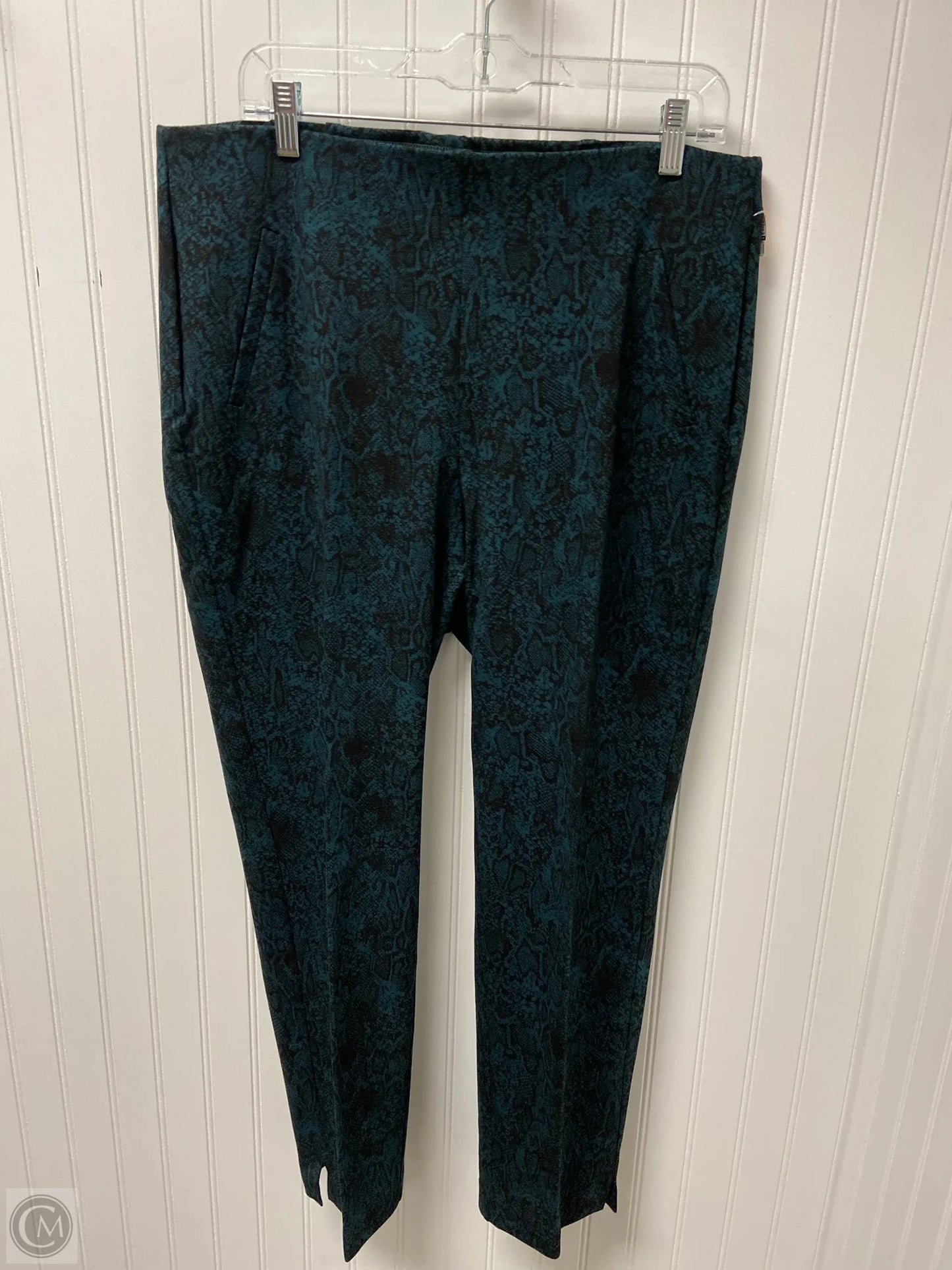 Pants Leggings By Chicos In Green, Size: 14