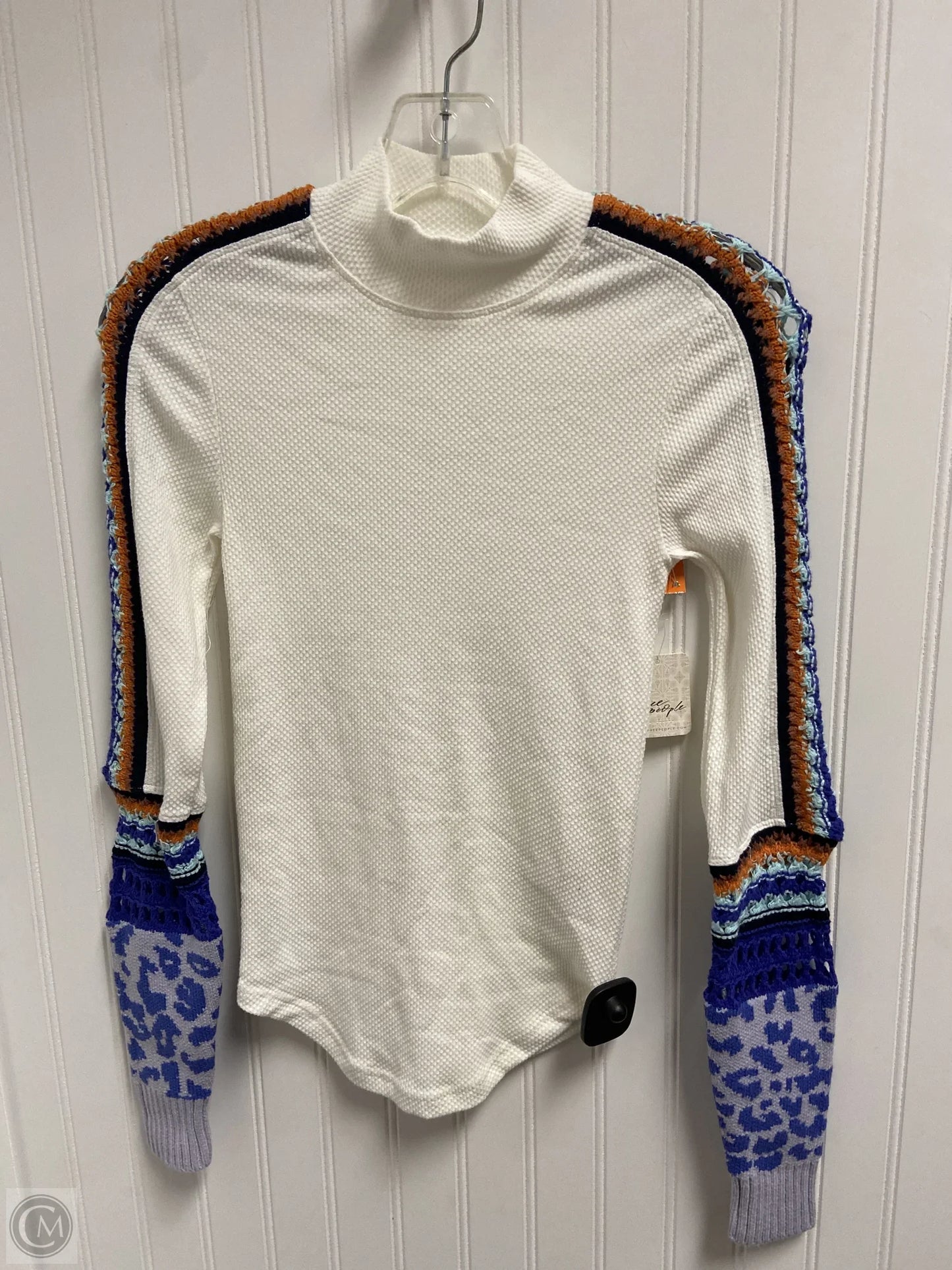 Top Long Sleeve By Free People In White, Size: Xs