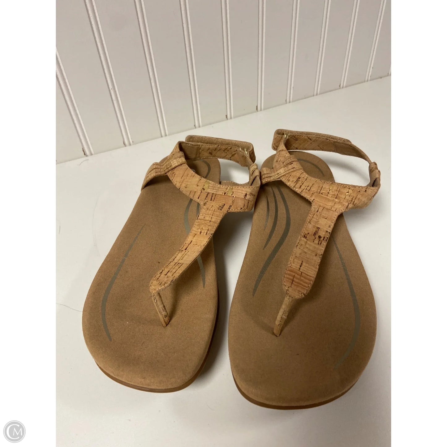 Sandals Flats By Aetrex In Beige, Size: 8.5