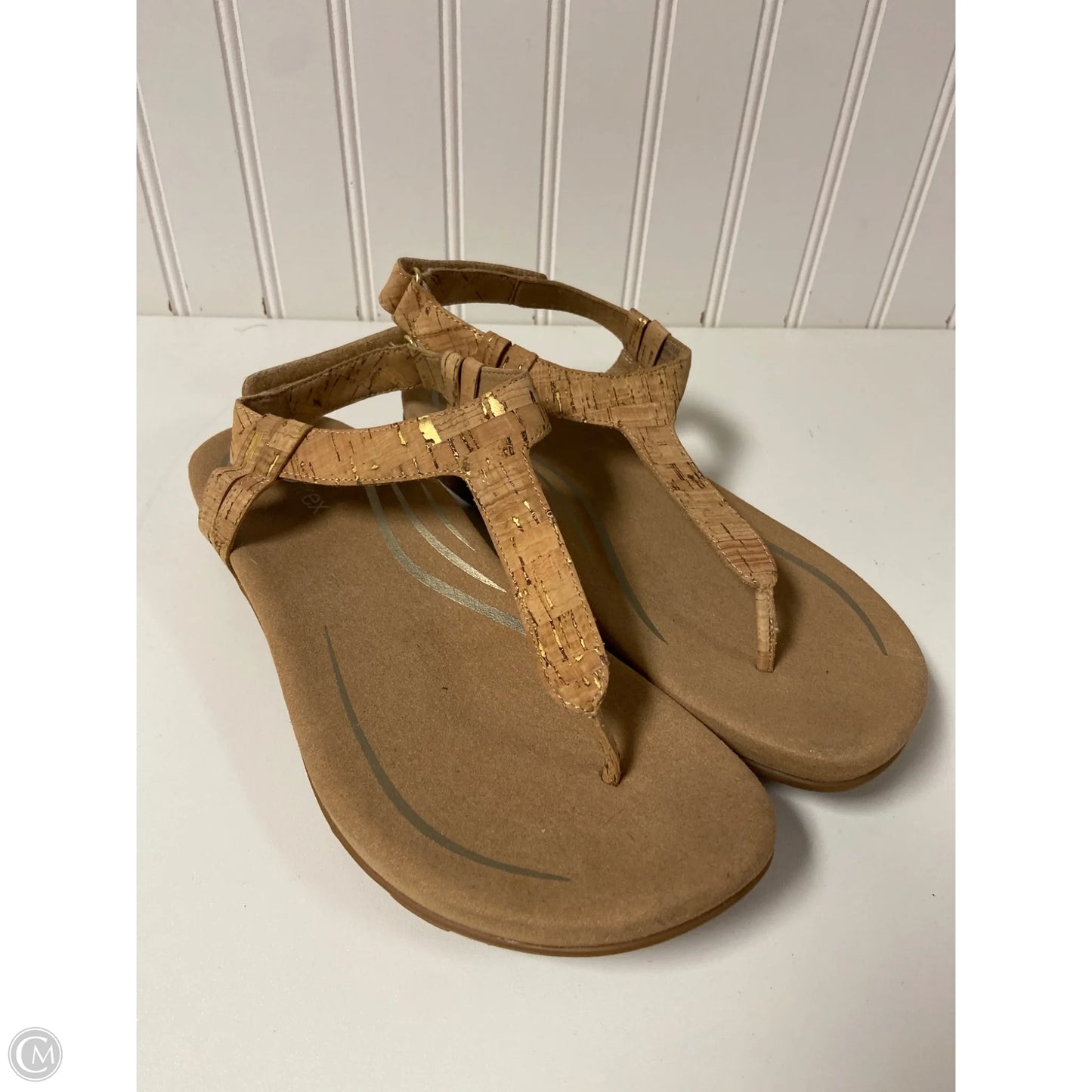 Sandals Flats By Aetrex In Beige, Size: 8.5