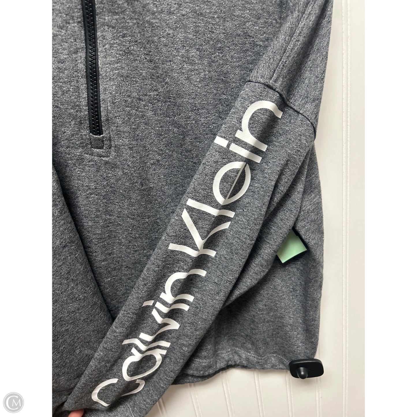 Athletic Top Long Sleeve Collar By Calvin Klein Performance In Grey, Size: Xl
