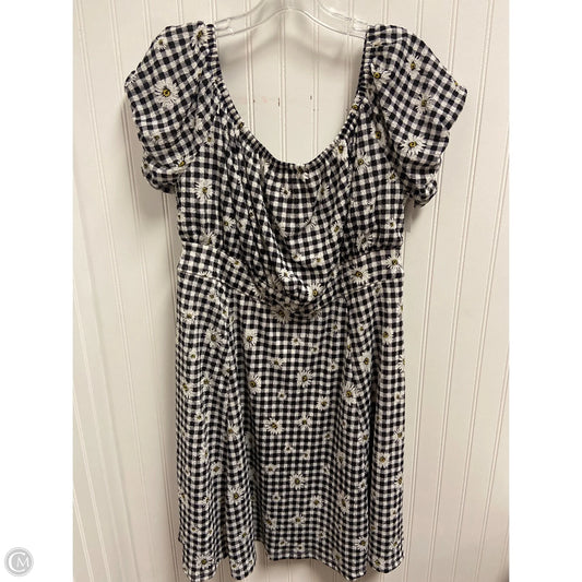 Dress Casual Short By Torrid In Black & White, Size: 1x