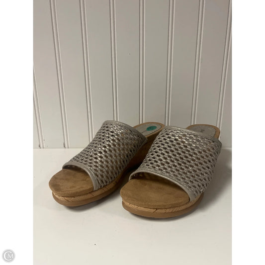 Sandals Heels Wedge By Bare Traps In Taupe, Size: 5.5