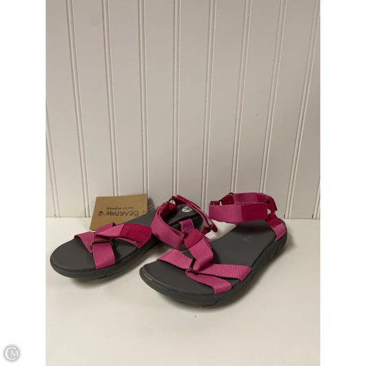 Sandals Flats By Bearpaw In Grey & Pink, Size: 7