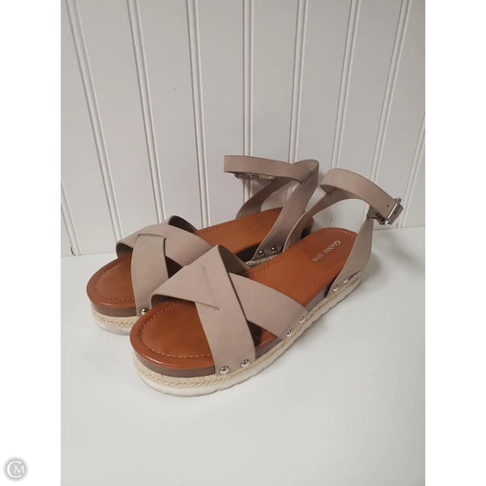 Sandals Flats By Gianni Bini In Taupe, Size: 8.5