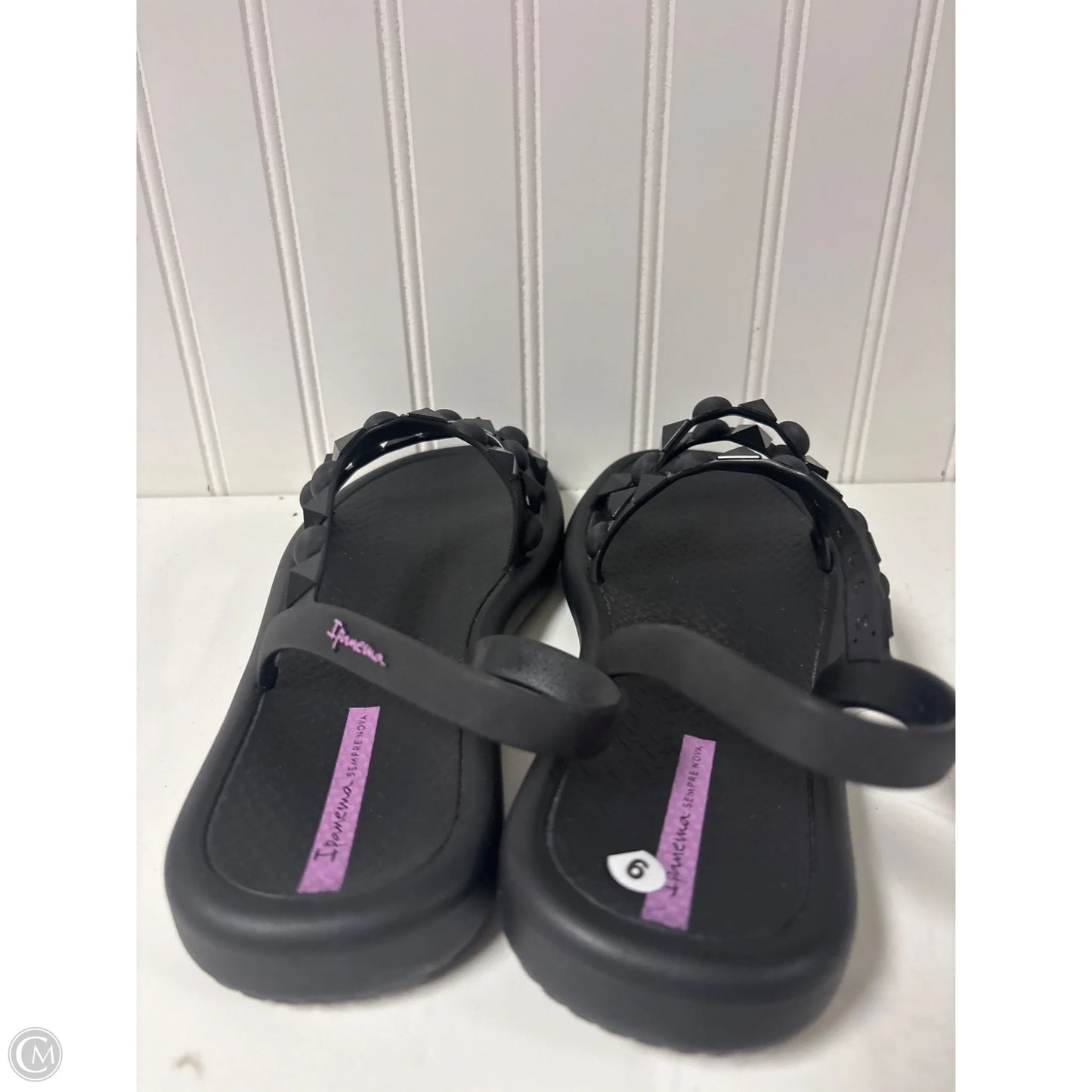 Sandals Flats By Clothes Mentor In Black, Size: 9